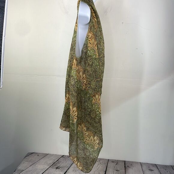 Accents by Lavello Convertible chiffon light weight Green and Tan Patterned Vest - Picture 9 of 15